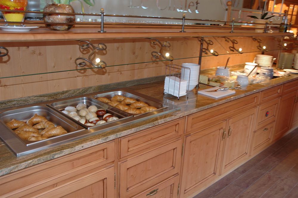Family Hotel&Spa Desirée Grächen Extérieur photo